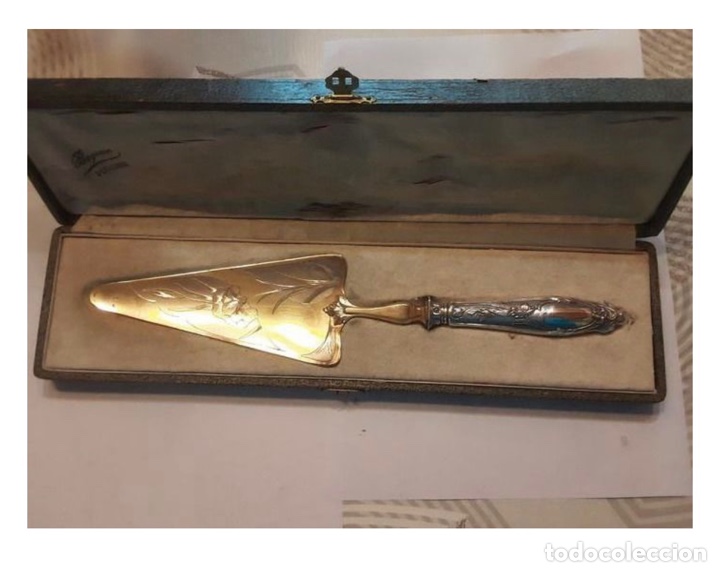 Antig&uuml;edades: Plata para servir tarta - Foto 1