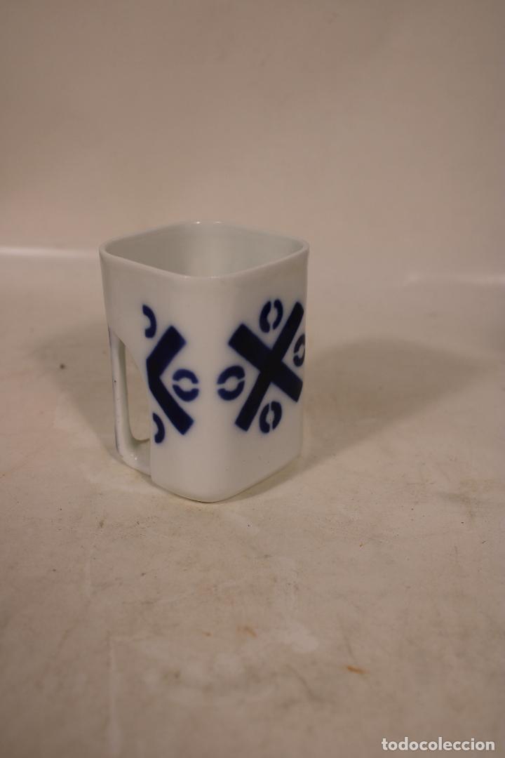 Antig&uuml;edades: taza sargadelos m.l. - Foto 3