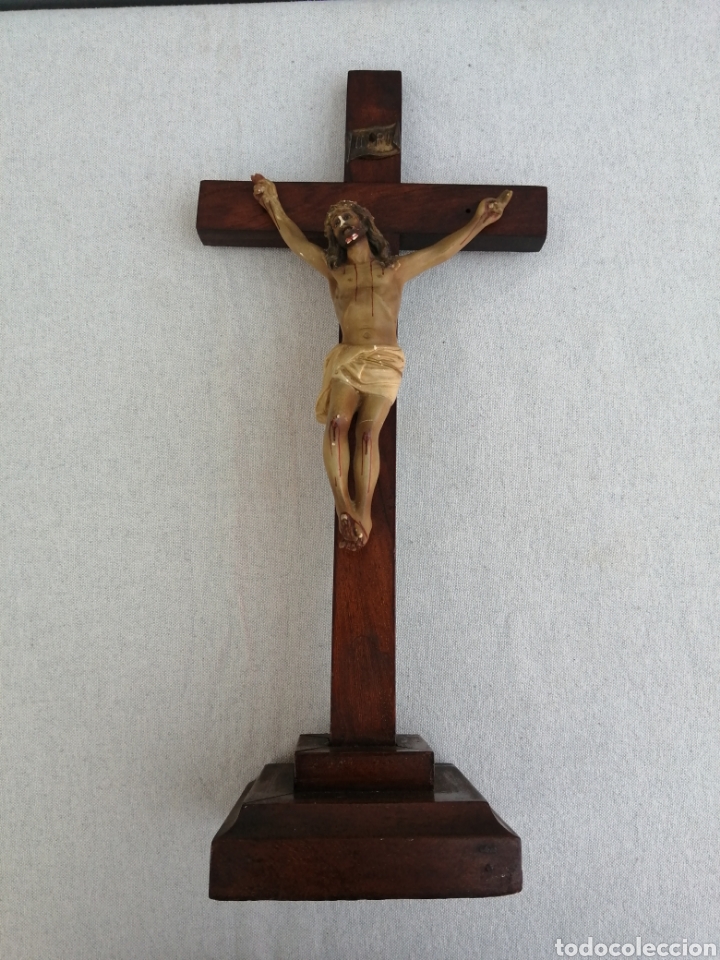 Antig&uuml;edades: Crucifijo de altar. Madera noble - Foto 2