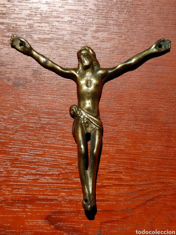 Antig&uuml;edades: Dos Cristos en bronce. - Foto 4