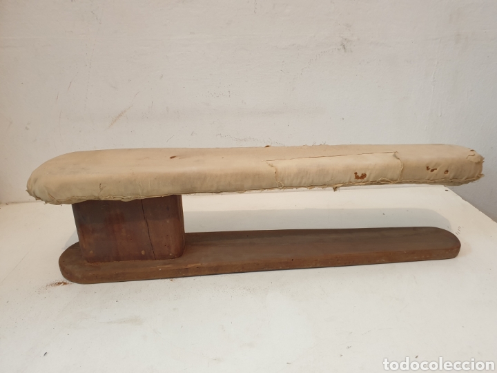 Antig&uuml;edades: APOYA PLANCHAS DE MADERA - Foto 3