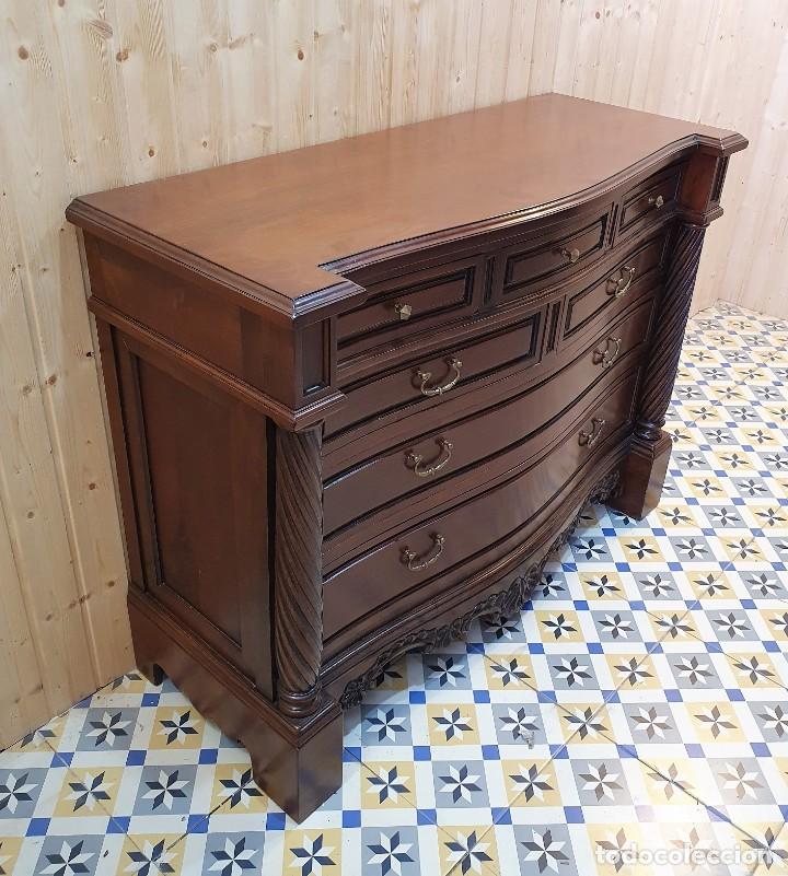 Antig&uuml;edades: DORMITORIO DE NOGAL MACIZO - Foto 13