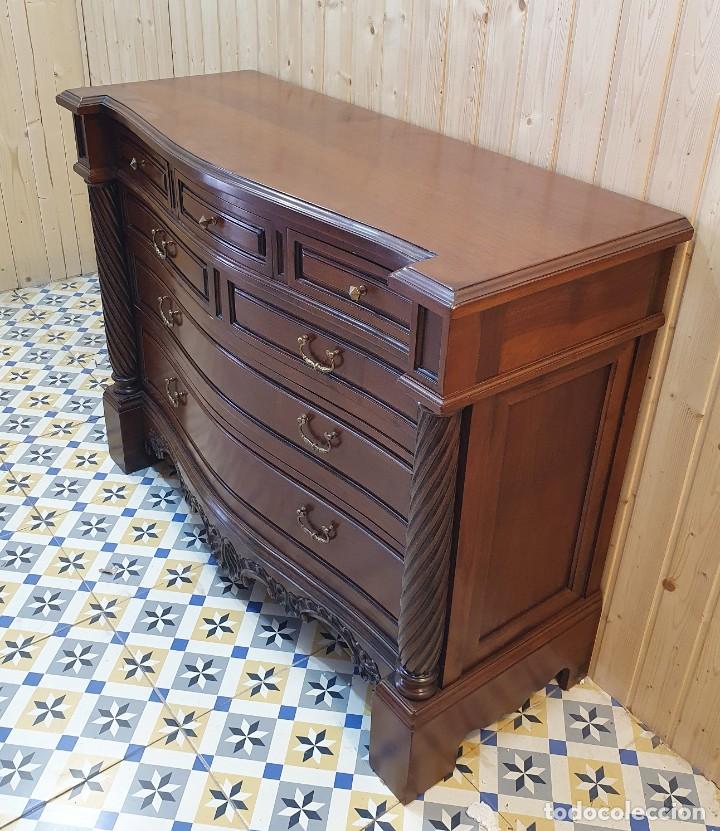 Antig&uuml;edades: DORMITORIO DE NOGAL MACIZO - Foto 14