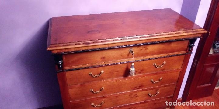 Antig&uuml;edades: COMODA MADERA. - Foto 2