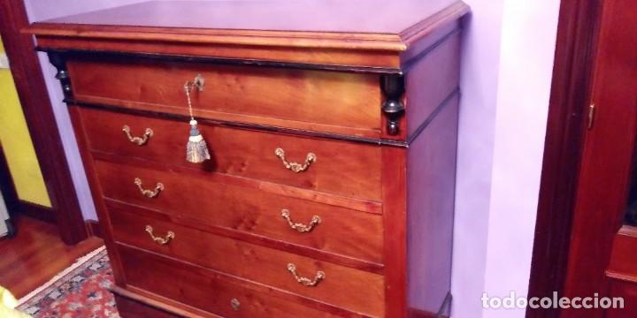 Antig&uuml;edades: COMODA MADERA. - Foto 3