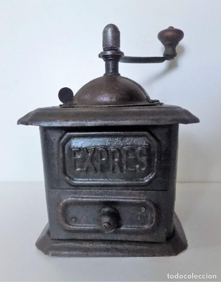Antig&uuml;edades: MOLINILLO MET&Aacute;LICO DE CAF&Eacute; MARCA EXPRES. ESPA&Ntilde;A. CA. 1945/1955