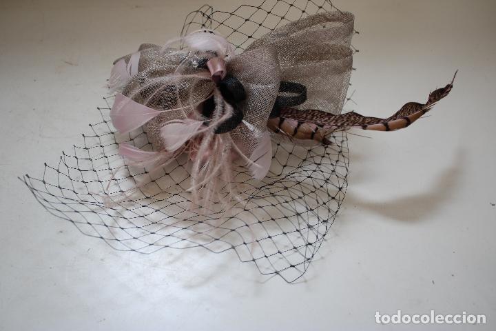 Antig&uuml;edades: tocado plumas - Foto 2