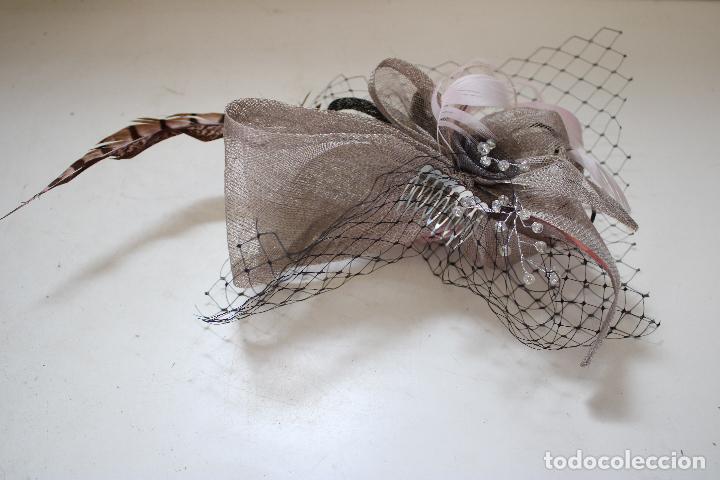 Antig&uuml;edades: tocado plumas - Foto 1