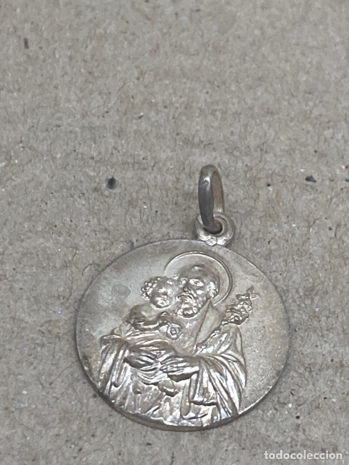 Antig&uuml;edades: Medalla de plata - Foto 1