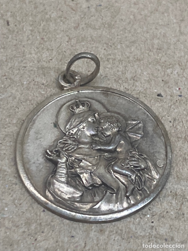 Antig&uuml;edades: Medalla de plata religiosa - Foto 1