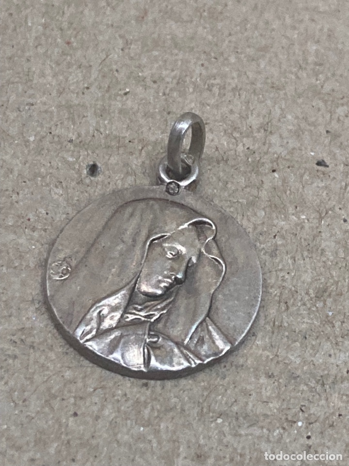 Antig&uuml;edades: Medalla de plata religiosa - Foto 1