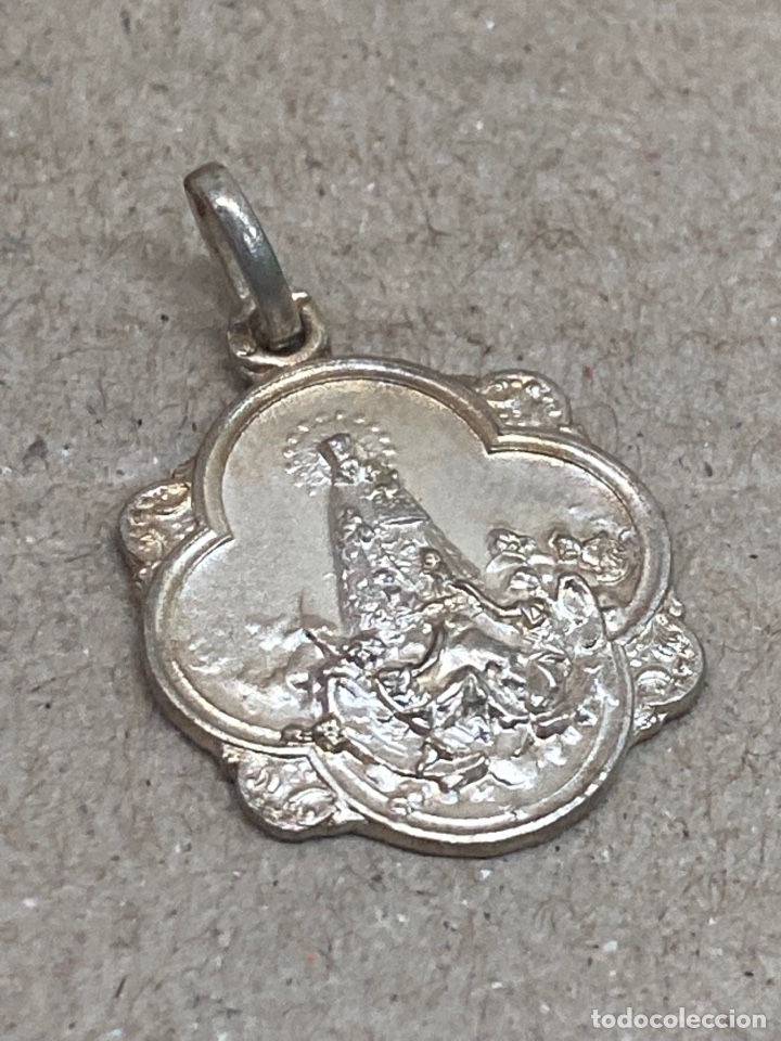 Antig&uuml;edades: Medalla de plata religiosa - Foto 1