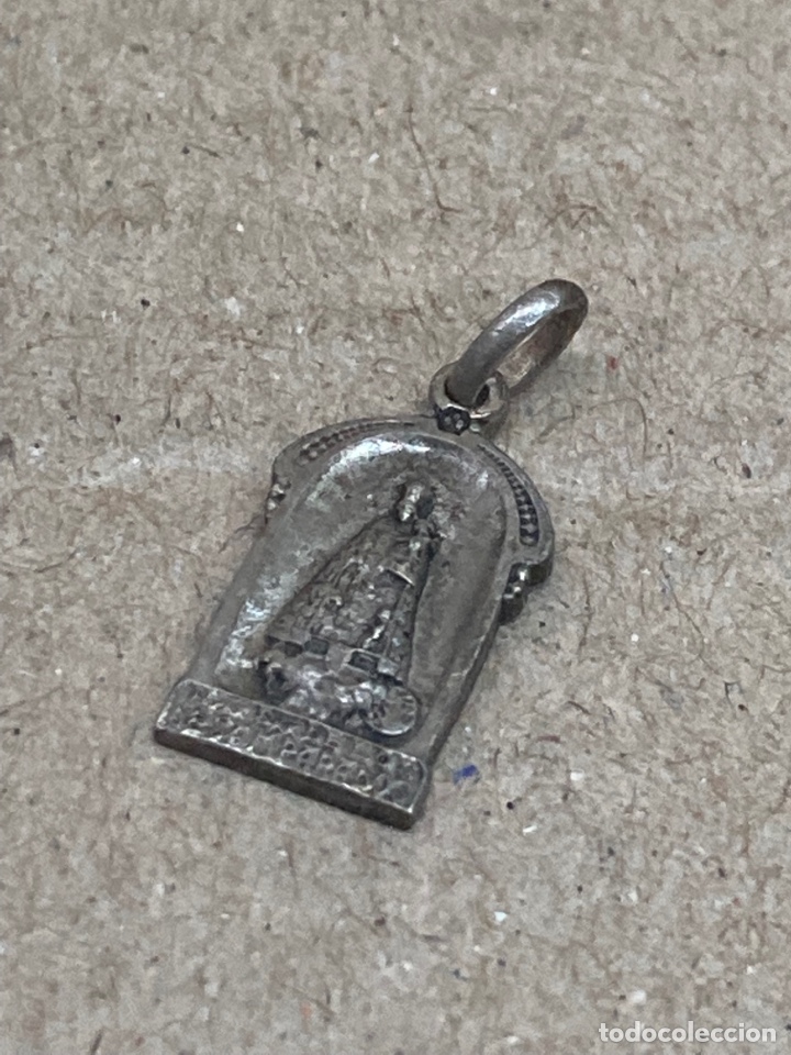 Antig&uuml;edades: Medalla de plata religiosa - Foto 1