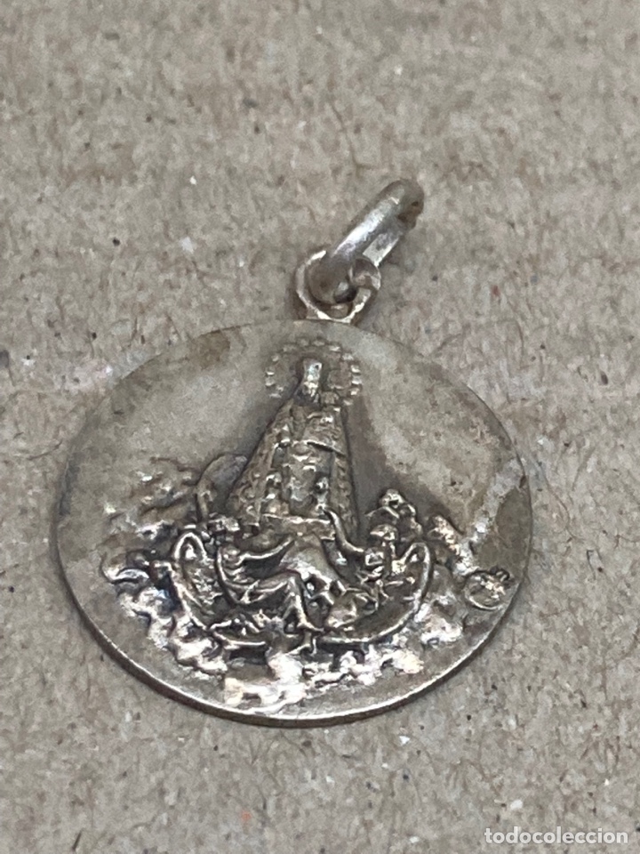 Antig&uuml;edades: Medalla de plata religiosa - Foto 1