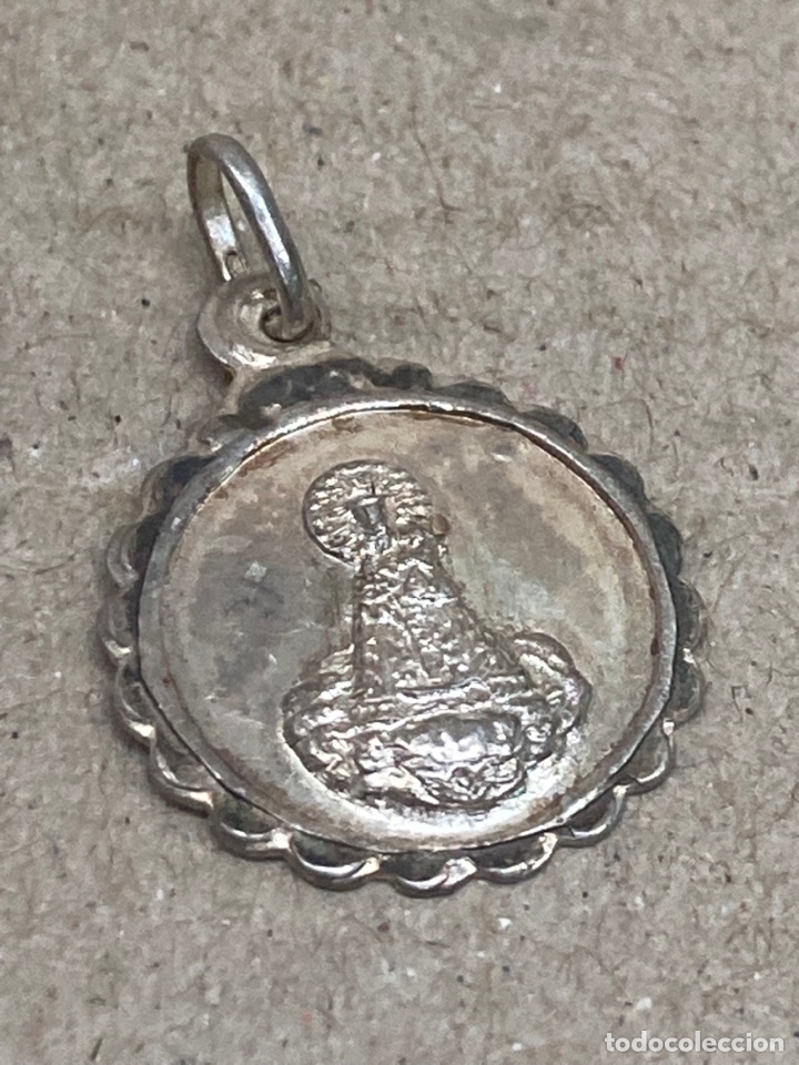 Antig&uuml;edades: Medalla de plata religiosa - Foto 1