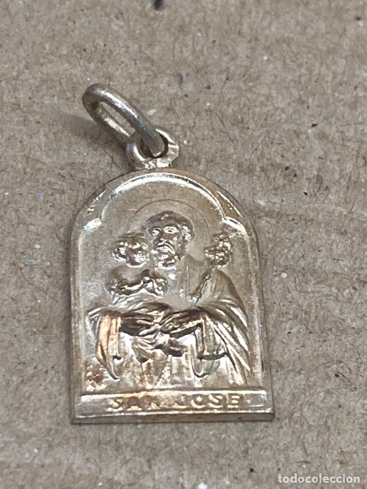 Antig&uuml;edades: Medalla de plata religiosa - Foto 1