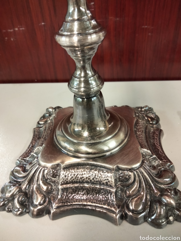 Antig&uuml;edades: PAREJA DE CANDELERO BRONCE - Foto 3