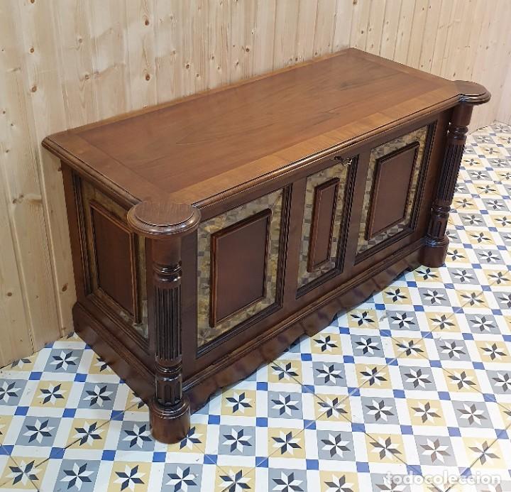 Antig&uuml;edades: ARCON ABATIBLE DE NOGAL - Foto 3
