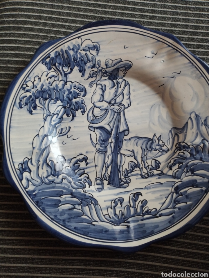 Antig&uuml;edades: Plato talavera el carmen - Foto 2