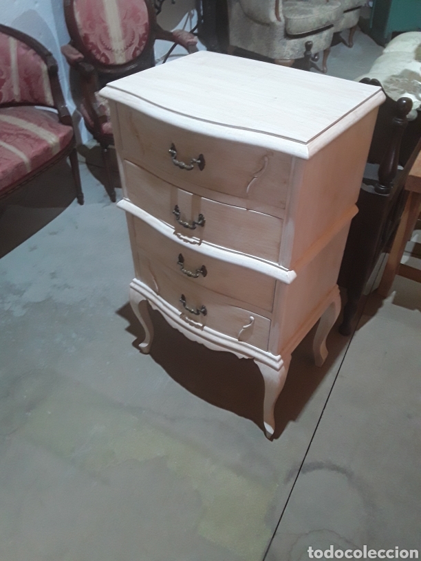 Antig&uuml;edades: Mesilla, comod&iacute;n - Foto 10