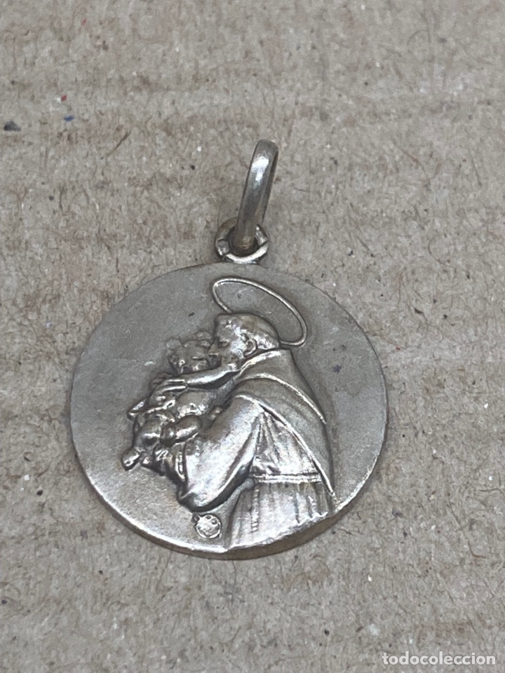 Antig&uuml;edades: Medalla de plata religiosa - Foto 1