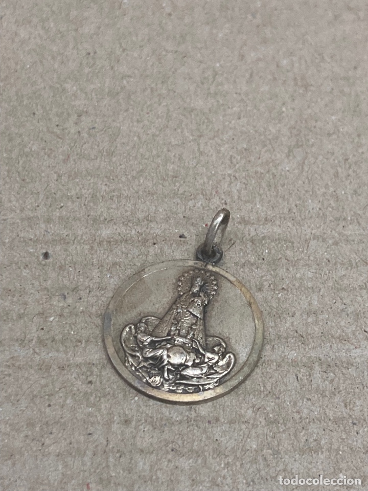 Antig&uuml;edades: Medalla de plata religiosa - Foto 1