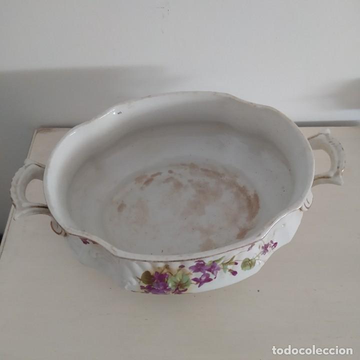 Antig&uuml;edades: Antigua sopera, china opaque - Foto 11