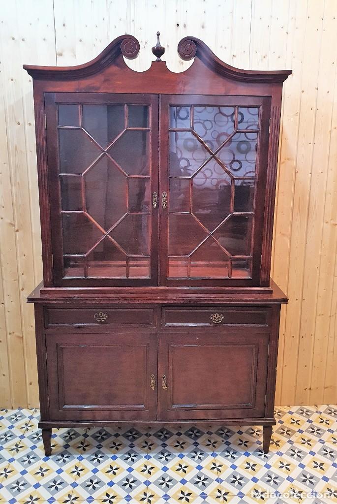 Antig&uuml;edades: VITRINA MADERA PUERTAS CELOSIA - Foto 2