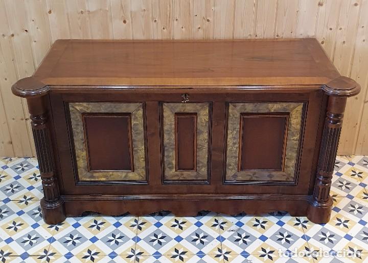 Antig&uuml;edades: DORMITORIO DE NOGAL MACIZO - Foto 18