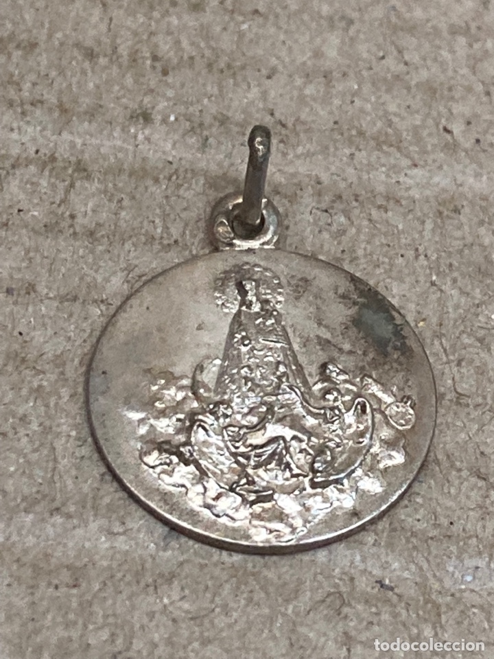 Antig&uuml;edades: Medalla de plata religiosa - Foto 1