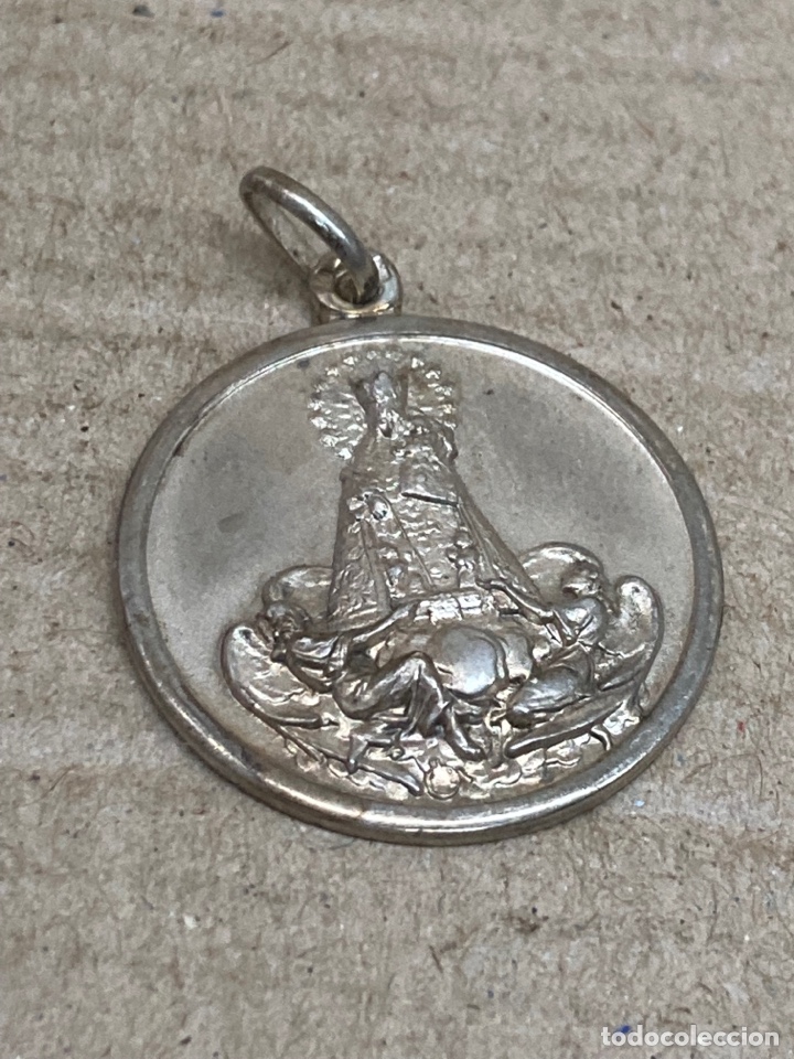 Antig&uuml;edades: Medalla de plata religiosa - Foto 1