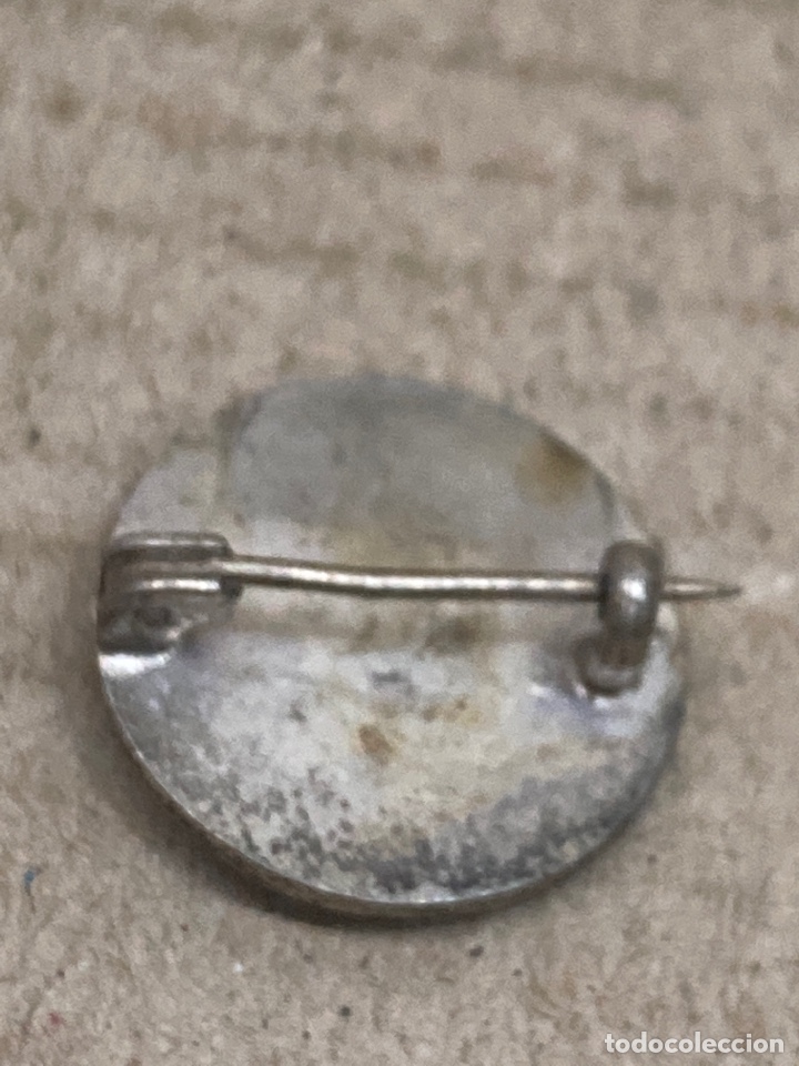 Antig&uuml;edades: Medalla bronche de plata religiosa - Foto 2