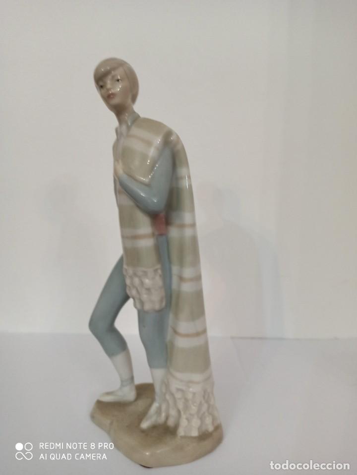 Antig&uuml;edades: Valenciano o fallero de Cer&aacute;micas Miguel. - Foto 3