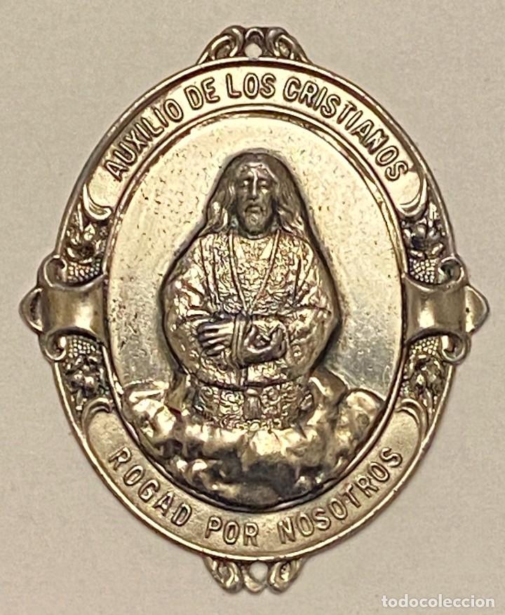 Oggetti Antichi: MEDALLA O CHAPA RELIGIOSA DE AUXILIO DE LOS CRISTIANOS, ROGAD POR LOS CRISTANOS, MIDE 6,2 CMS.