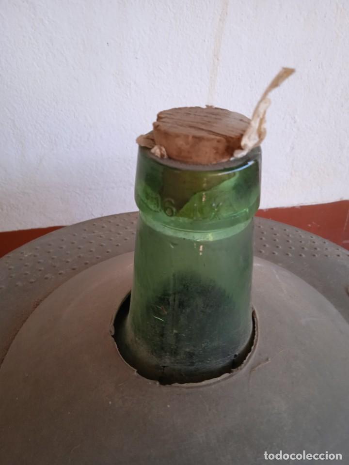 Antig&uuml;edades: Damajuana de 14 litros - Foto 2