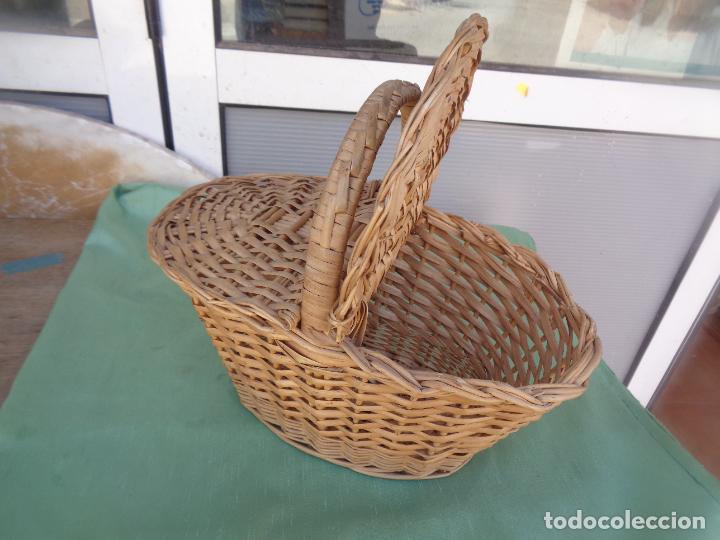 Antig&uuml;edades: ANTIGUA CESTA DOBLE TAPA - Foto 3