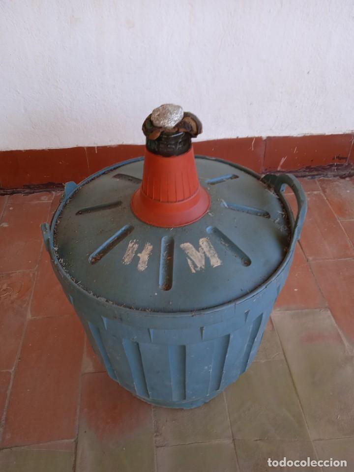 Antig&uuml;edades: Damajuana de 14 litros - Foto 1