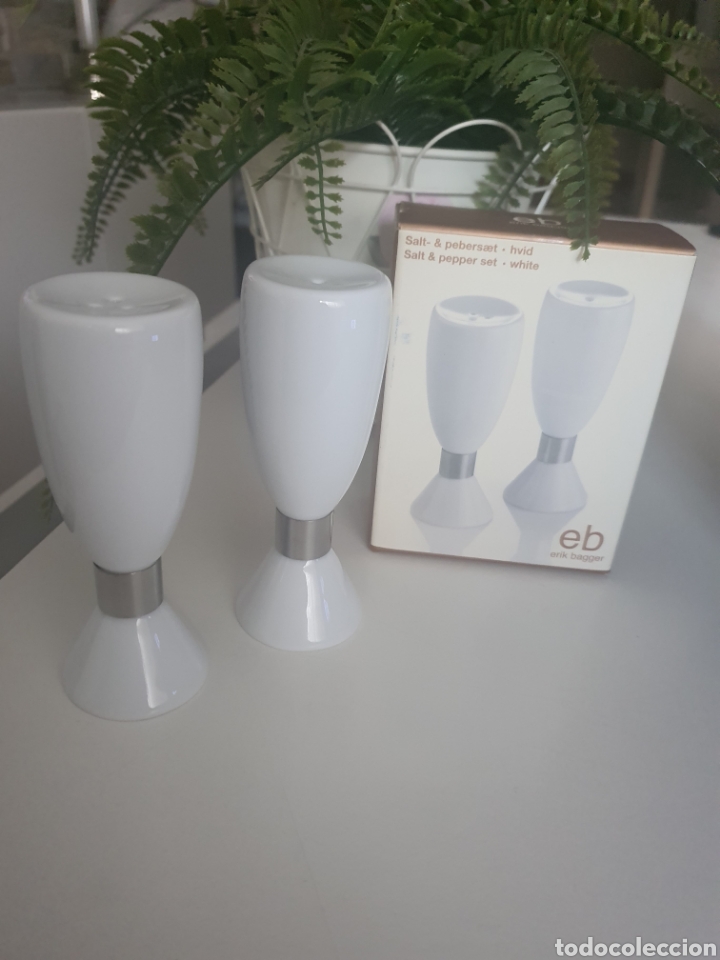Antig&uuml;edades: salero y pimentero EB cer&aacute;mica y metal.