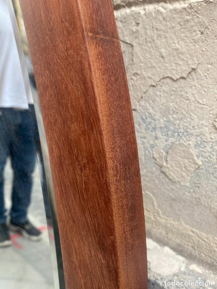 Antig&uuml;edades: ESPEJO BISELADO OVAL DE CAOBA 1940 - Foto 4