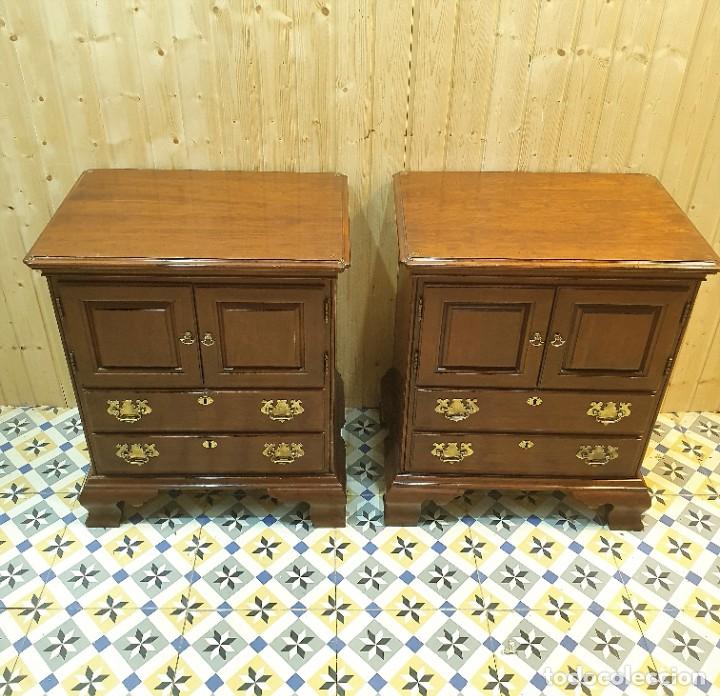 Antig&uuml;edades: DORMITORIO DE NOGAL CON DORSEL - Foto 3