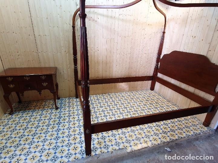 Antig&uuml;edades: DORMITORIO DE NOGAL CON DORSEL - Foto 13