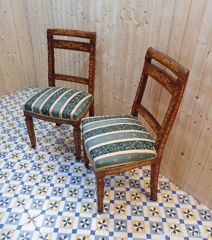 Antig&uuml;edades: CONJUNTO MESA Y DOS SILLAS MARQUETERIA - Foto 10