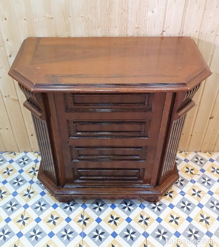 Antig&uuml;edades: APARADOR CON BAR BOTELLERO - Foto 2