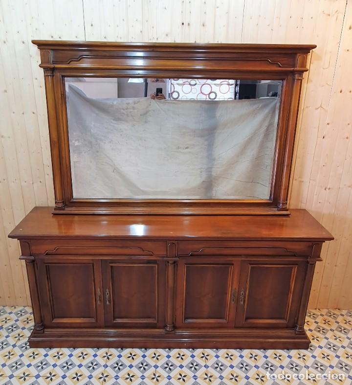 Antig&uuml;edades: APARADOR CON ESPEJO MADERA DE CEREZO - Foto 3