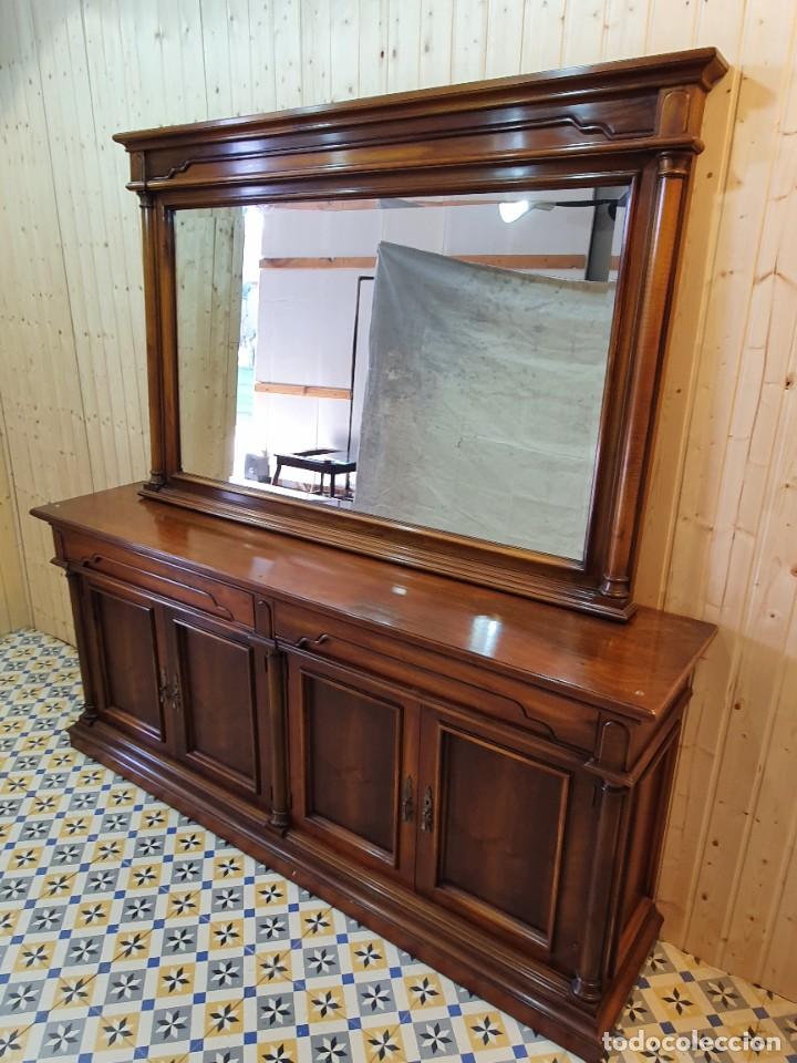 Antig&uuml;edades: APARADOR CON ESPEJO MADERA DE CEREZO - Foto 4