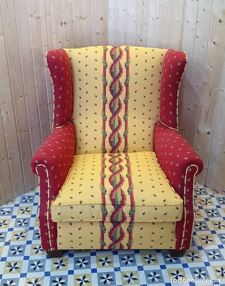 Antig&uuml;edades: SILLON OREJERO CON REPOSAPIES - Foto 2