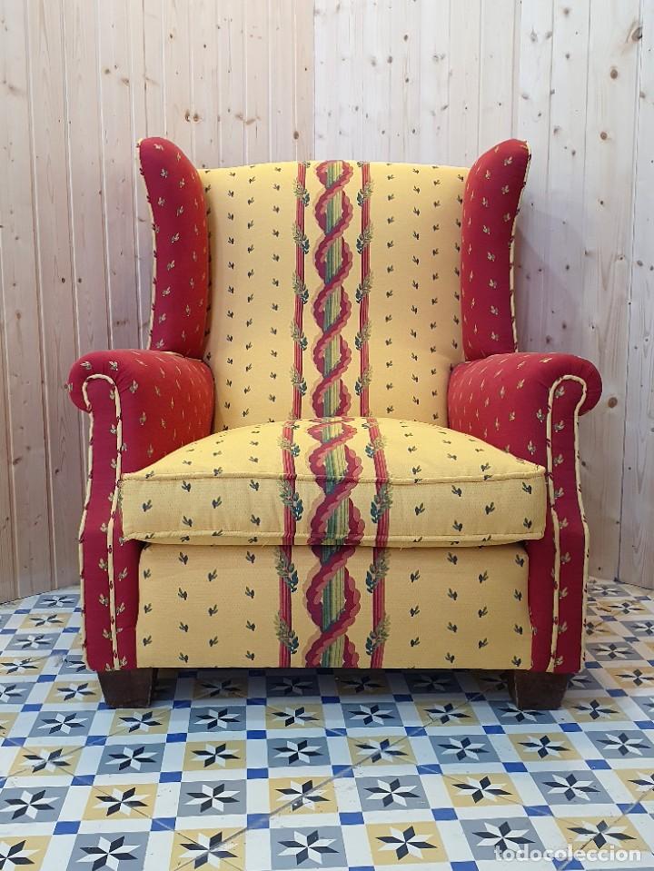 Antig&uuml;edades: SILLON OREJERO CON REPOSAPIES - Foto 3