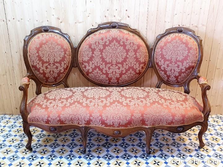 Antig&uuml;edades: SOFA CON SILLONES ESTILO ISABELINO - Foto 4