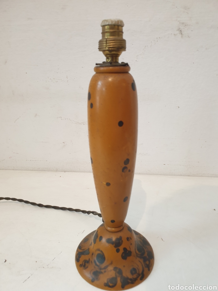 Antig&uuml;edades: L&Aacute;MPARA DE MESA MADERA - Foto 2