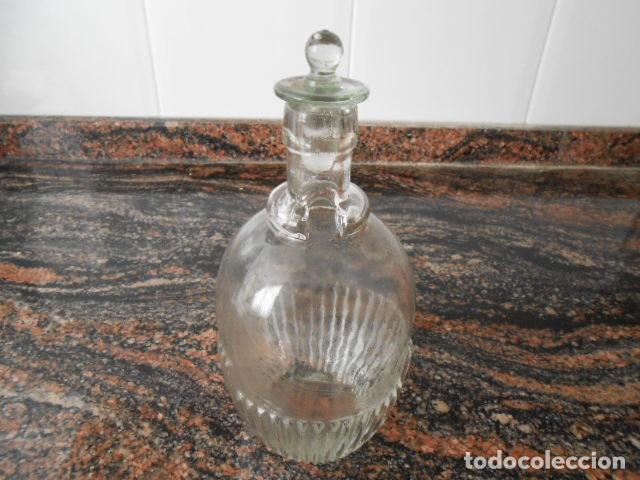Antig&uuml;edades: LICORERA ANTIG&Uuml;A DE CRISTAL - Foto 1